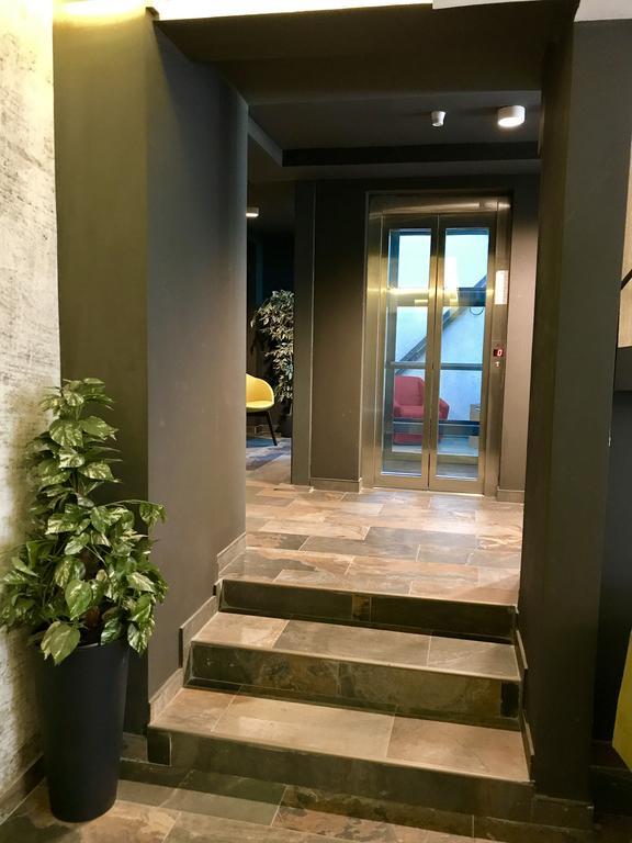 Hotel Lux Divina Braşov Extérieur photo